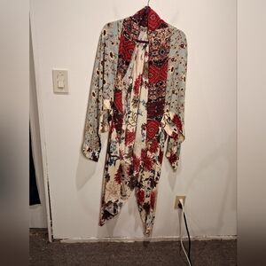 Umgee Size S/M Floral Boho Kimono Outfit Topper